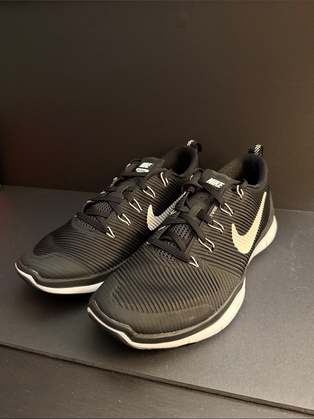 Nike - Free Train Versatility Men’s Black Athletic Shoes with White Nike Swoosh